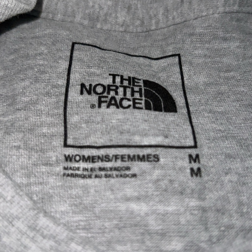 The North Face Women's Half Dome Logo T-Shirt - Tnf Light Grey Heather, Sz: M - Picture 2 of 2